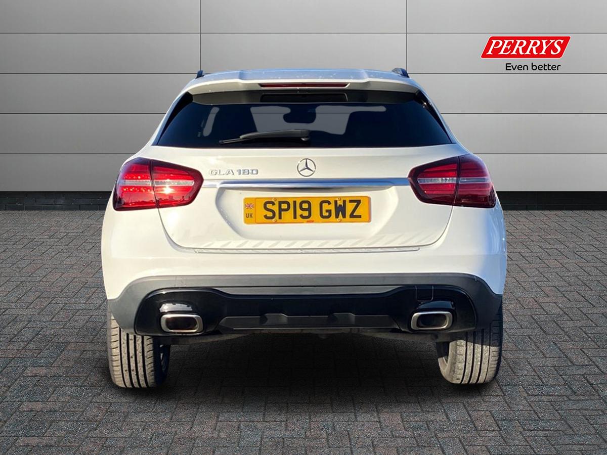 Used Mercedes-Benz GLA 2019 for sale - 76625946: Photo 6