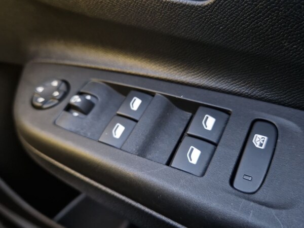 Used Vauxhall Corsa 2023 for sale - 75745162: Photo 19