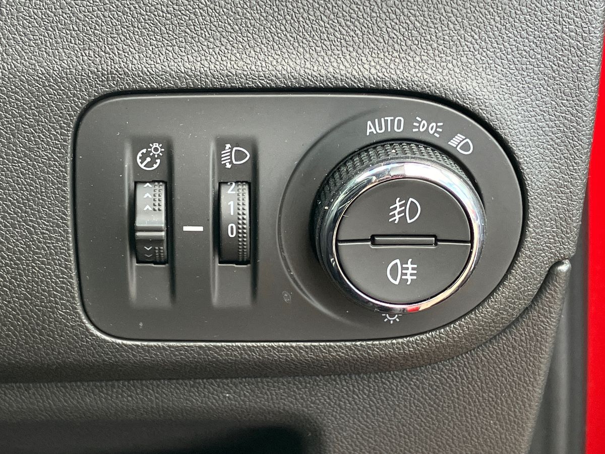 Vehicle 33