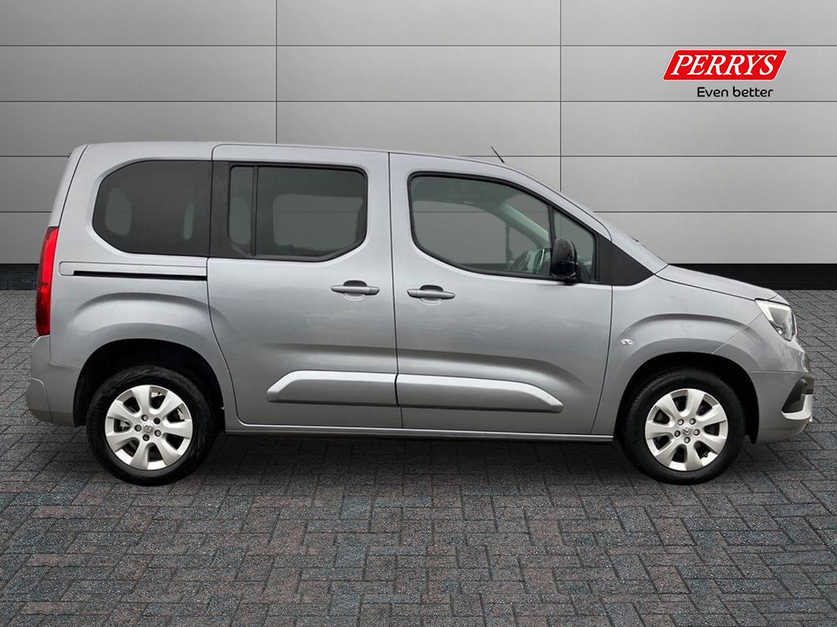 Used Vauxhall Combo Life 2022 for sale - 76491247: Photo 3