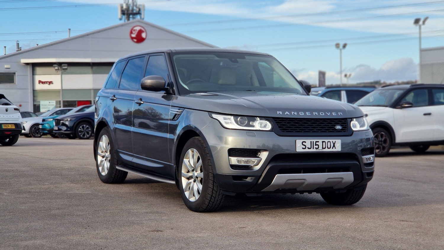 Used Land Rover Range Rover Sport 2015 for sale - 76412754: Photo 2
