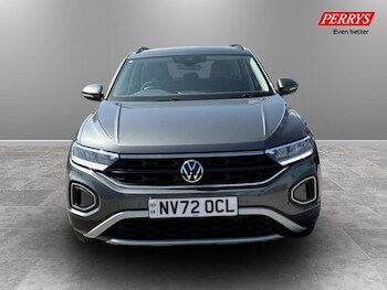 Used Volkswagen T-Roc 2023 for sale - 78341599: Photo