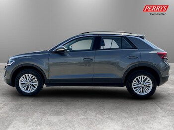 Used Volkswagen T-Roc 2023 for sale - 78341599: Photo