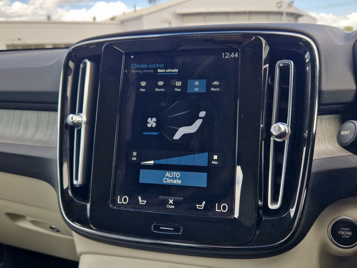 Used Volvo XC40 2020 for sale - 76192268: Photo 12