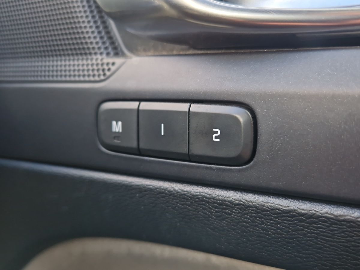 Used Volvo XC40 2020 for sale - 76192268: Photo 32