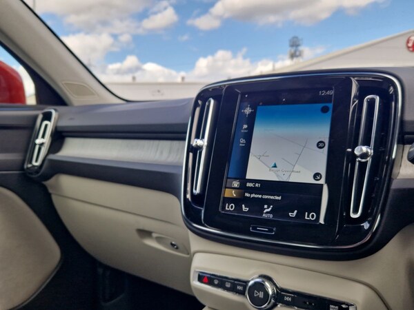 Used Volvo XC40 2020 for sale - 76192268: Photo 41