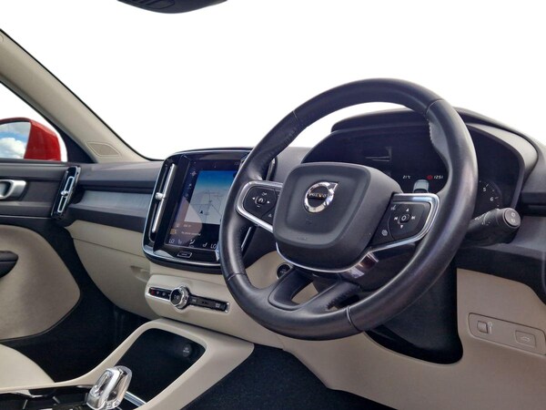 Used Volvo XC40 2020 for sale - 76192268: Photo 9
