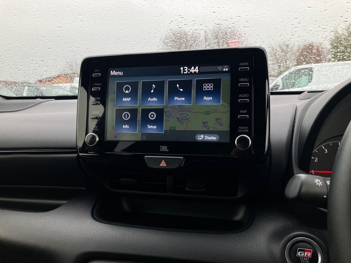 Used Toyota Yaris 2021 for sale - 77629577: Photo 39