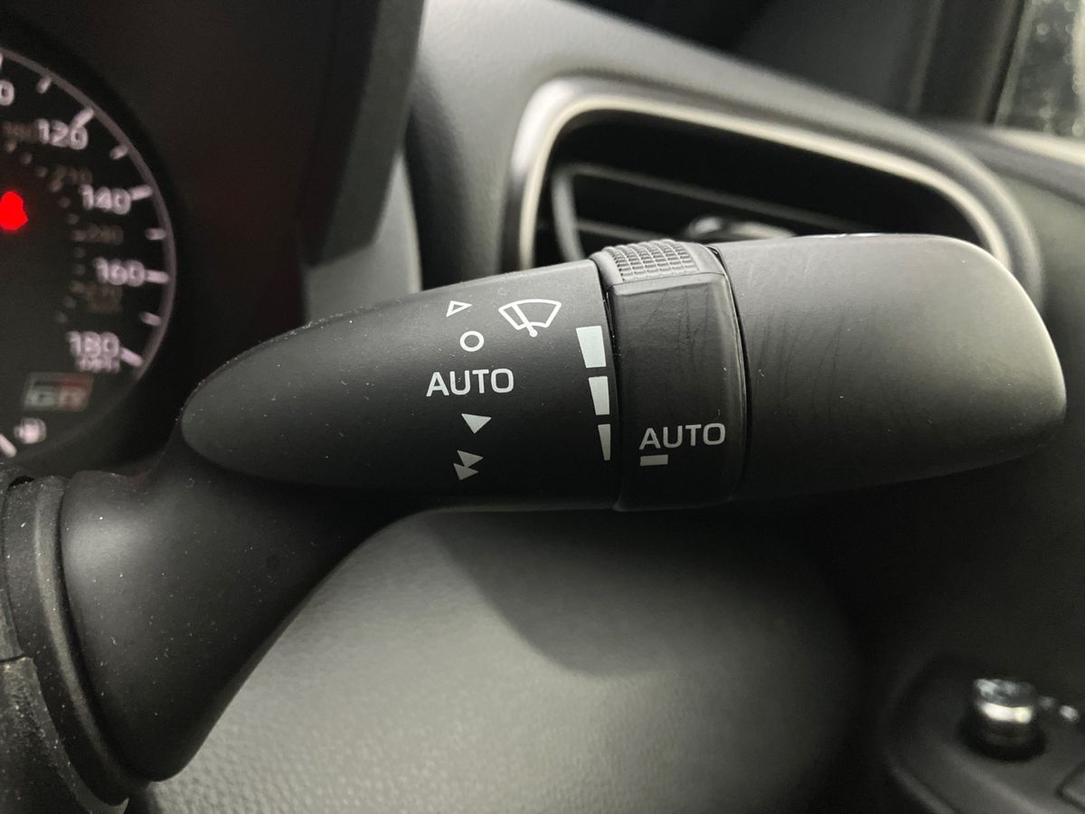 Used Toyota Yaris 2021 for sale - 77629577: Photo 42