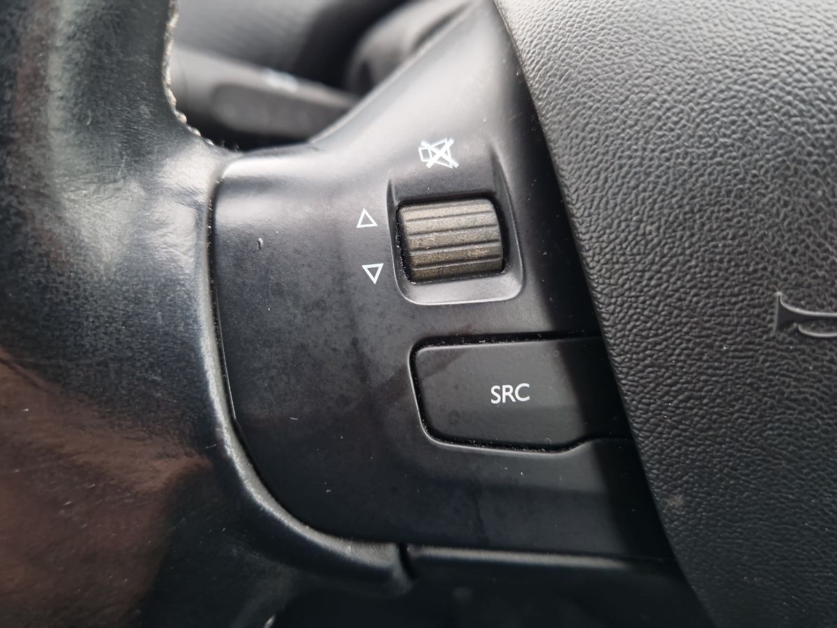 Used Peugeot 208 2018 for sale - 76016494: Photo 19