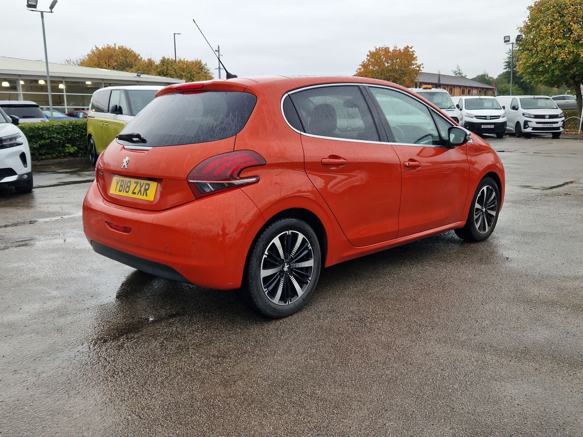 Used Peugeot 208 2018 for sale - 76016494: Photo 26