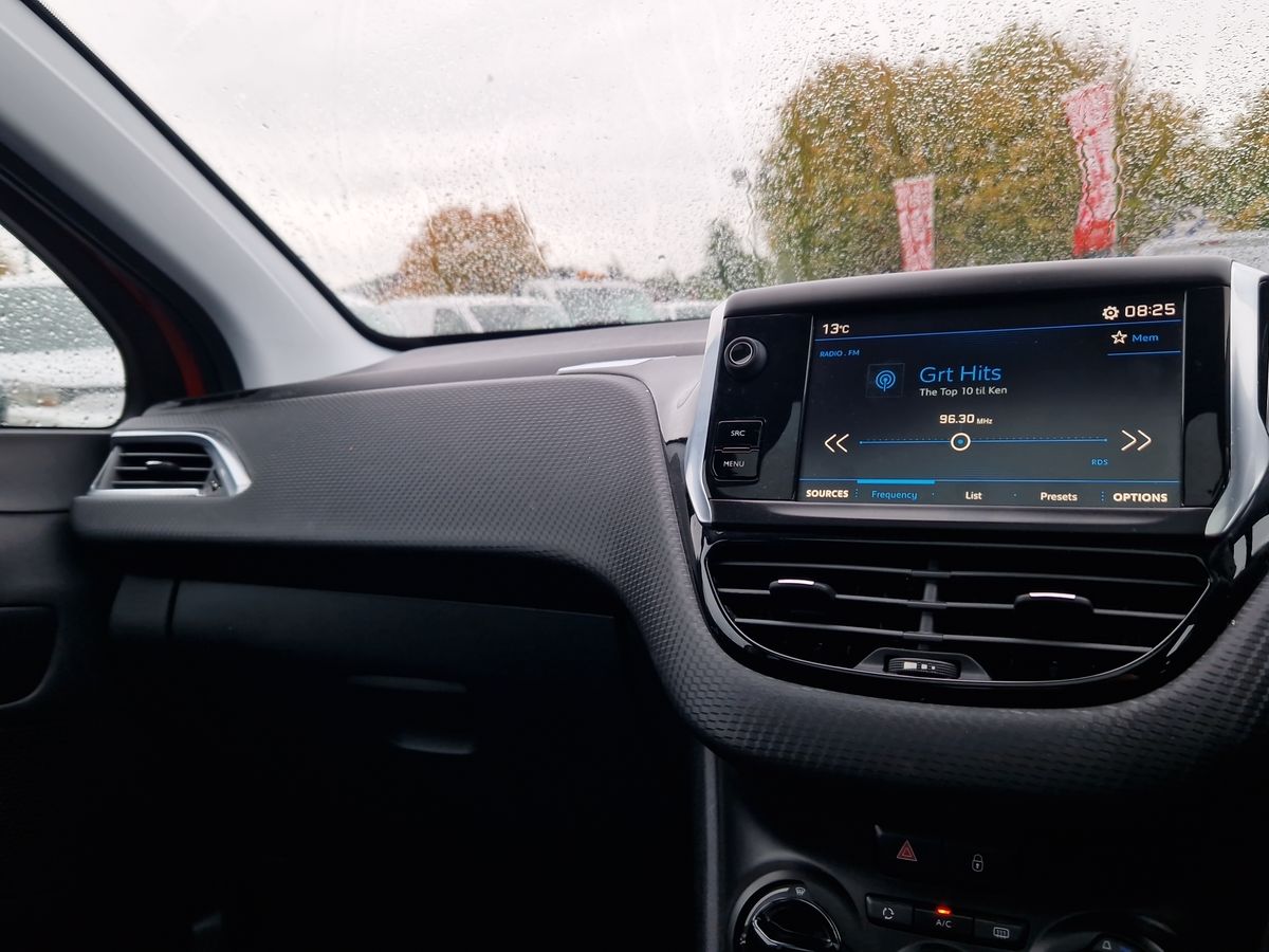 Used Peugeot 208 2018 for sale - 76016494: Photo 39