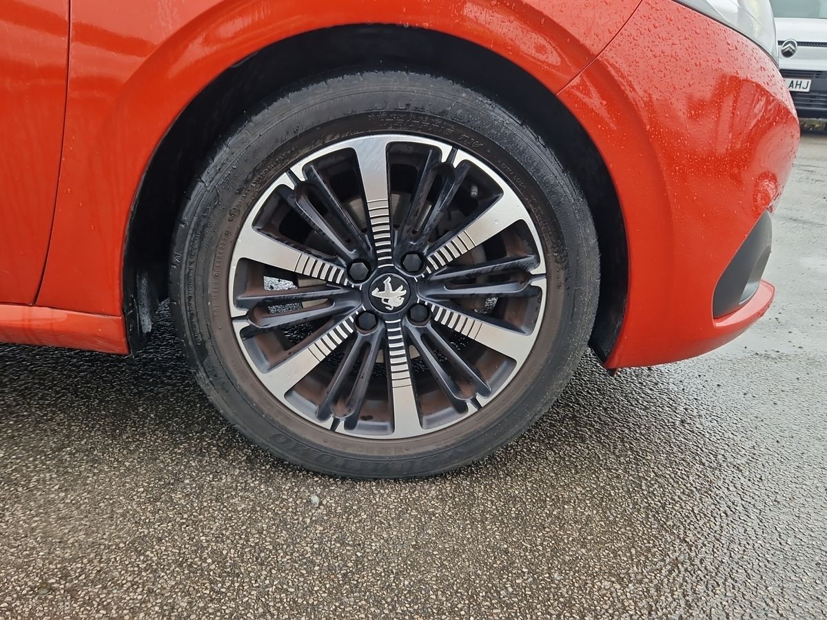 Used Peugeot 208 2018 for sale - 76016494: Photo 8