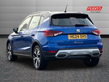 Used SEAT Arona 2024 for sale - 77045819: Photo