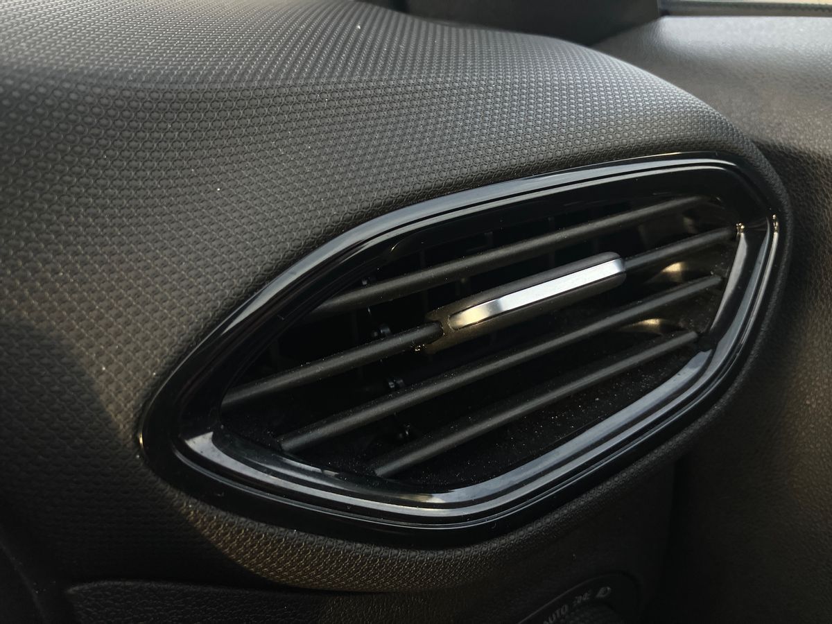 Used Vauxhall Crossland 2023 for sale - 77125313: Photo 25