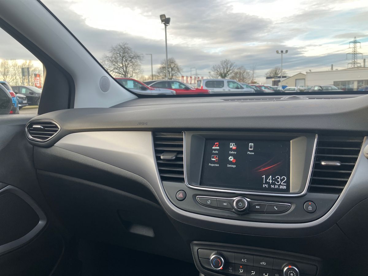 Used Vauxhall Crossland 2023 for sale - 77125313: Photo 32
