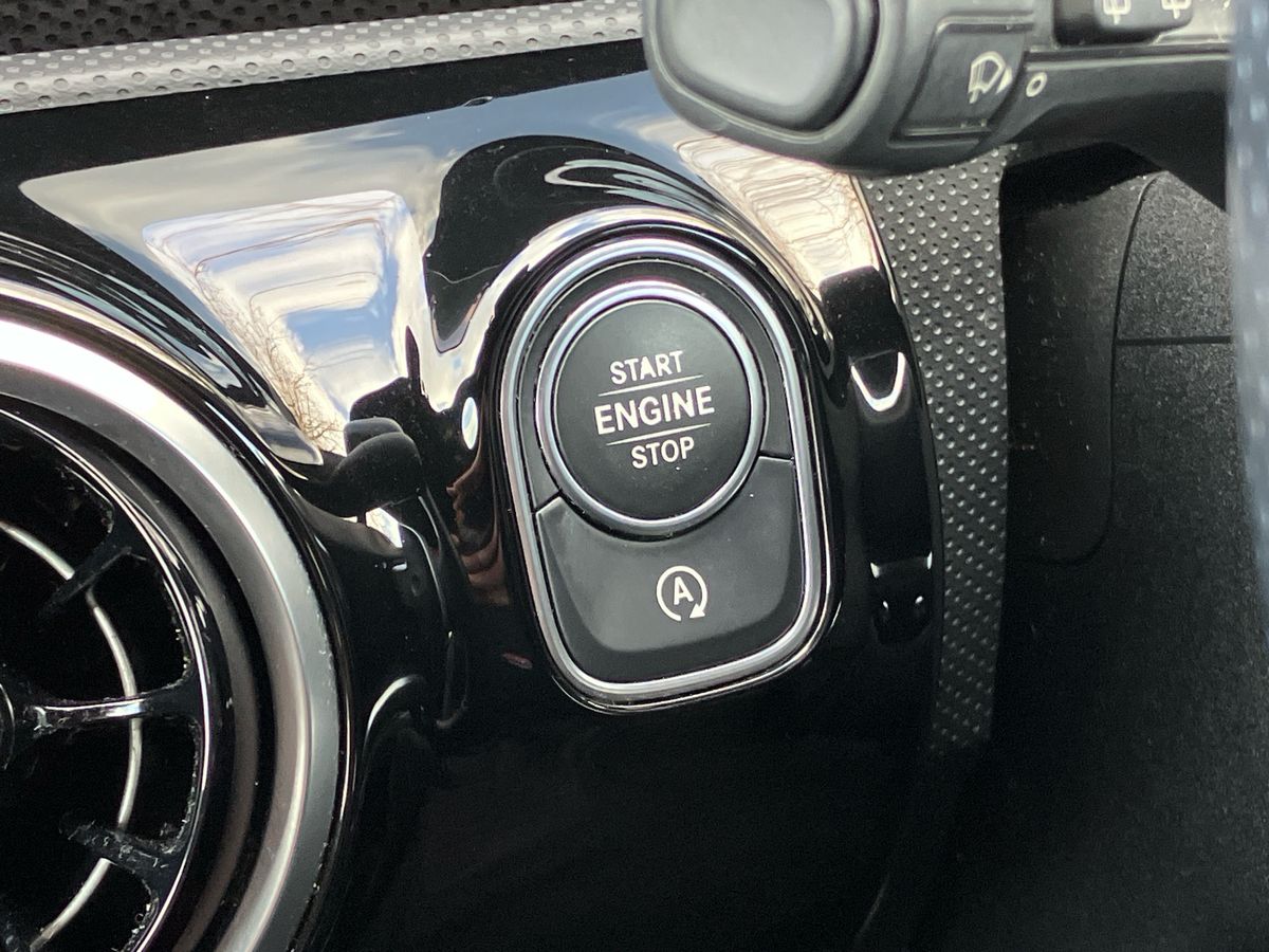 Used Mercedes-Benz A-Class 2019 for sale - 76611864: Photo 32