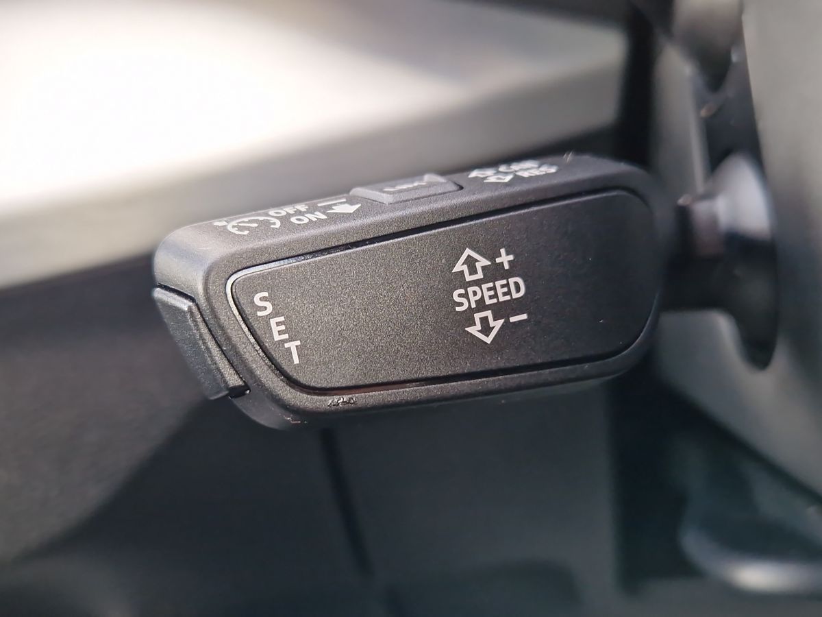 Vehicle 33
