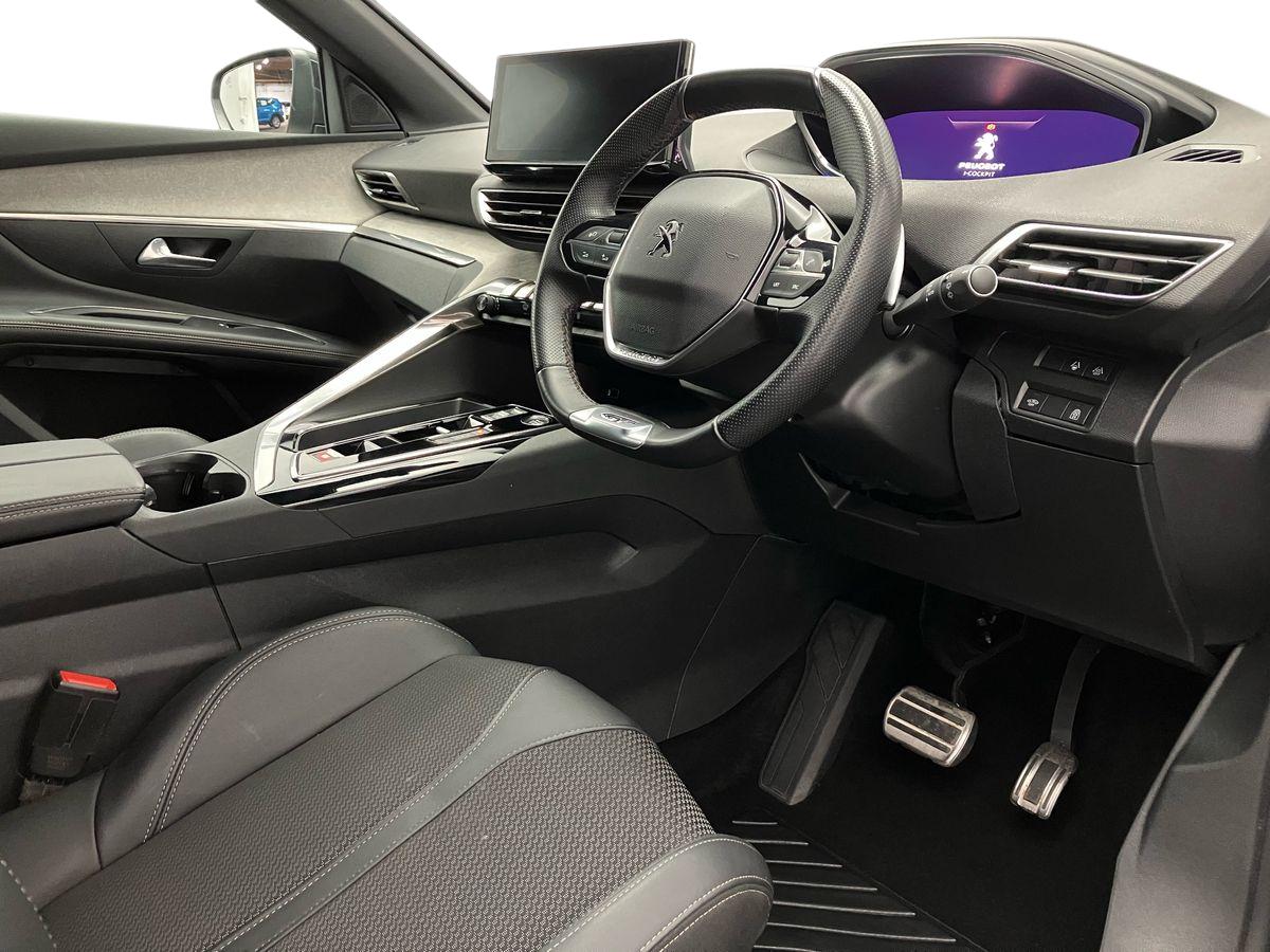 Used Peugeot 5008 2023 for sale - 76969425: Photo 8