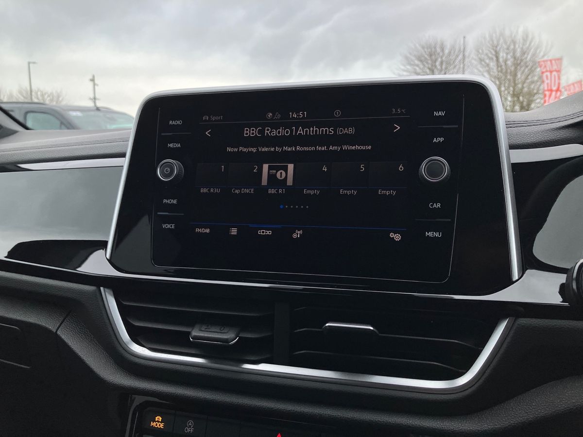 Used Volkswagen T-Roc 2022 for sale - 77045876: Photo 10