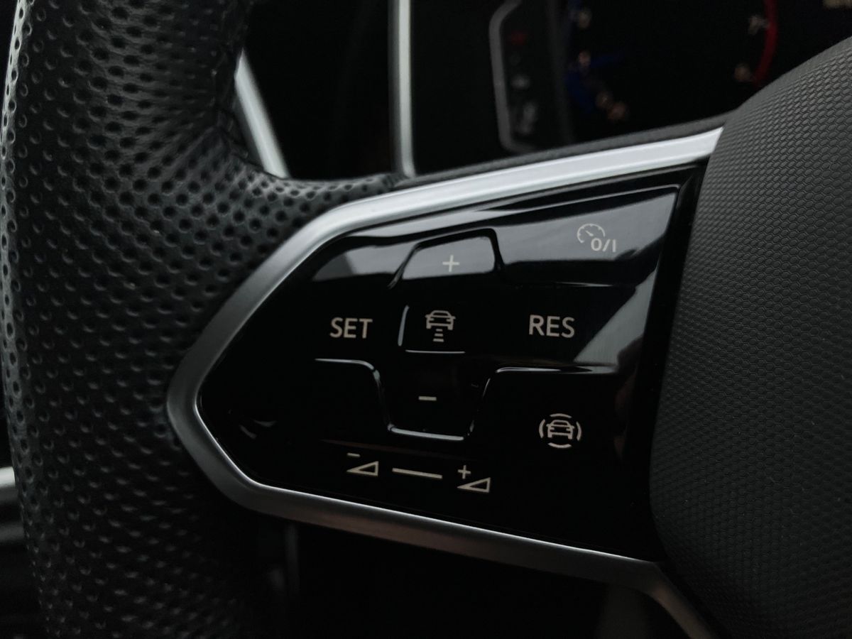 Used Volkswagen T-Roc 2022 for sale - 77045876: Photo 16