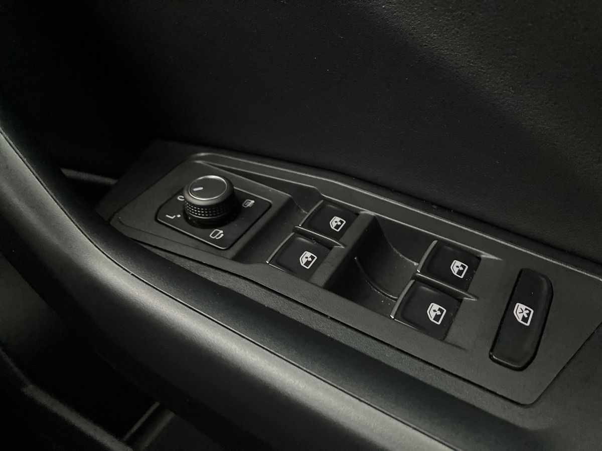 Used Volkswagen T-Roc 2022 for sale - 77045876: Photo 18