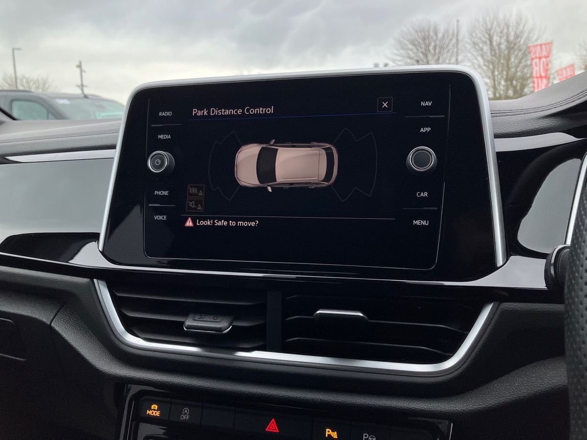 Used Volkswagen T-Roc 2022 for sale - 77045876: Photo 25