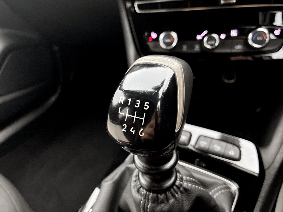 Used Peugeot 2008 2020 for sale - 77635572: Photo 62