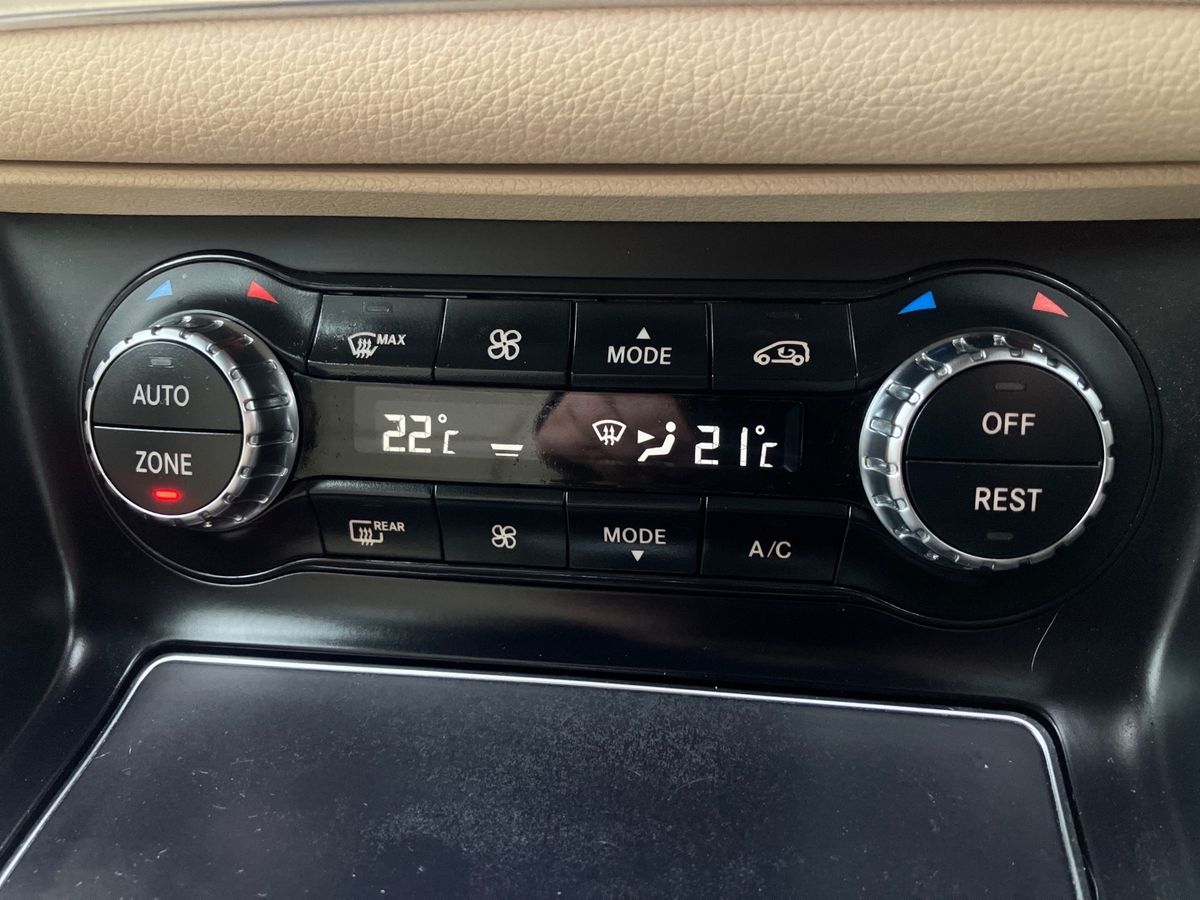 Used Mercedes-Benz GLA 2019 for sale - 76663296: Photo 14