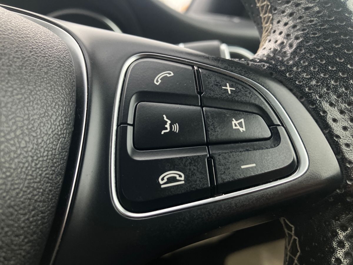 Used Mercedes-Benz GLA 2019 for sale - 76663296: Photo 26