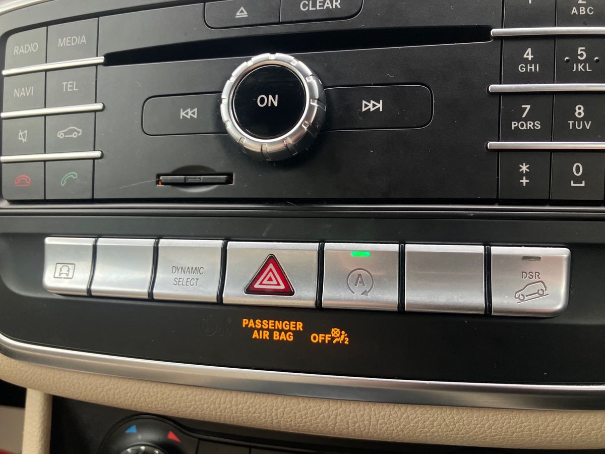 Used Mercedes-Benz GLA 2019 for sale - 76663296: Photo 35