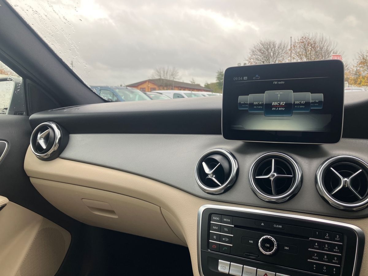 Used Mercedes-Benz GLA 2019 for sale - 76663296: Photo 39