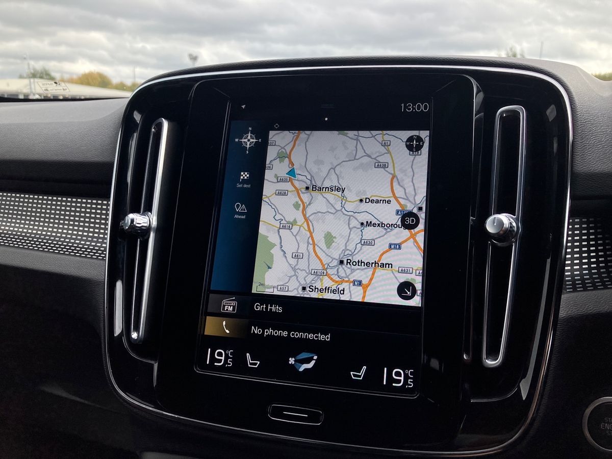 Used Volvo XC40 2021 for sale - 75932642: Photo 11