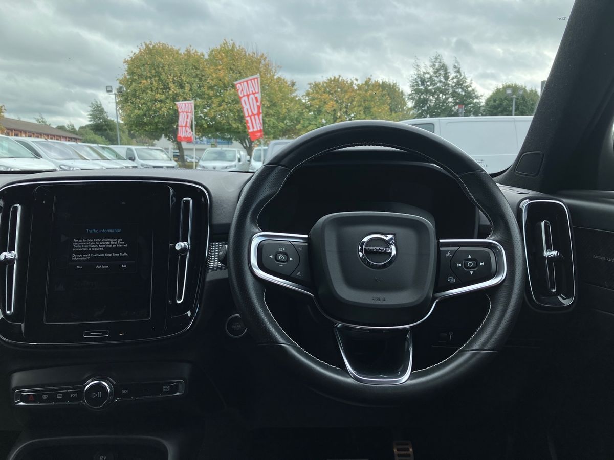 Used Volvo XC40 2021 for sale - 75932642: Photo 15