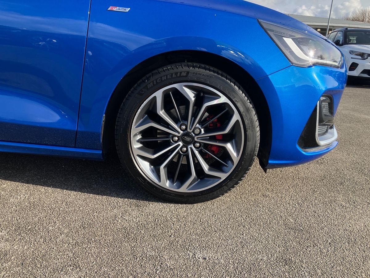 Used Ford Focus 2022 for sale - 76310930: Photo 7