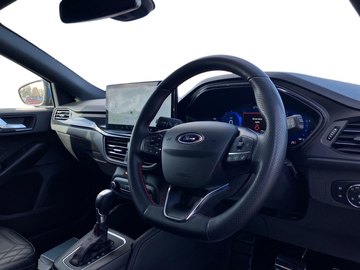 Used Ford Focus 2022 for sale - 76310930: Photo 8