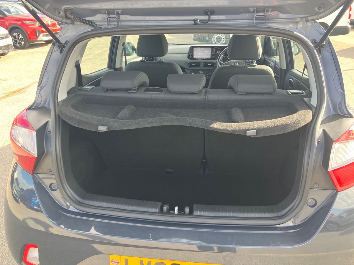Used Hyundai i10 2022 for sale - 76097363: Photo 20