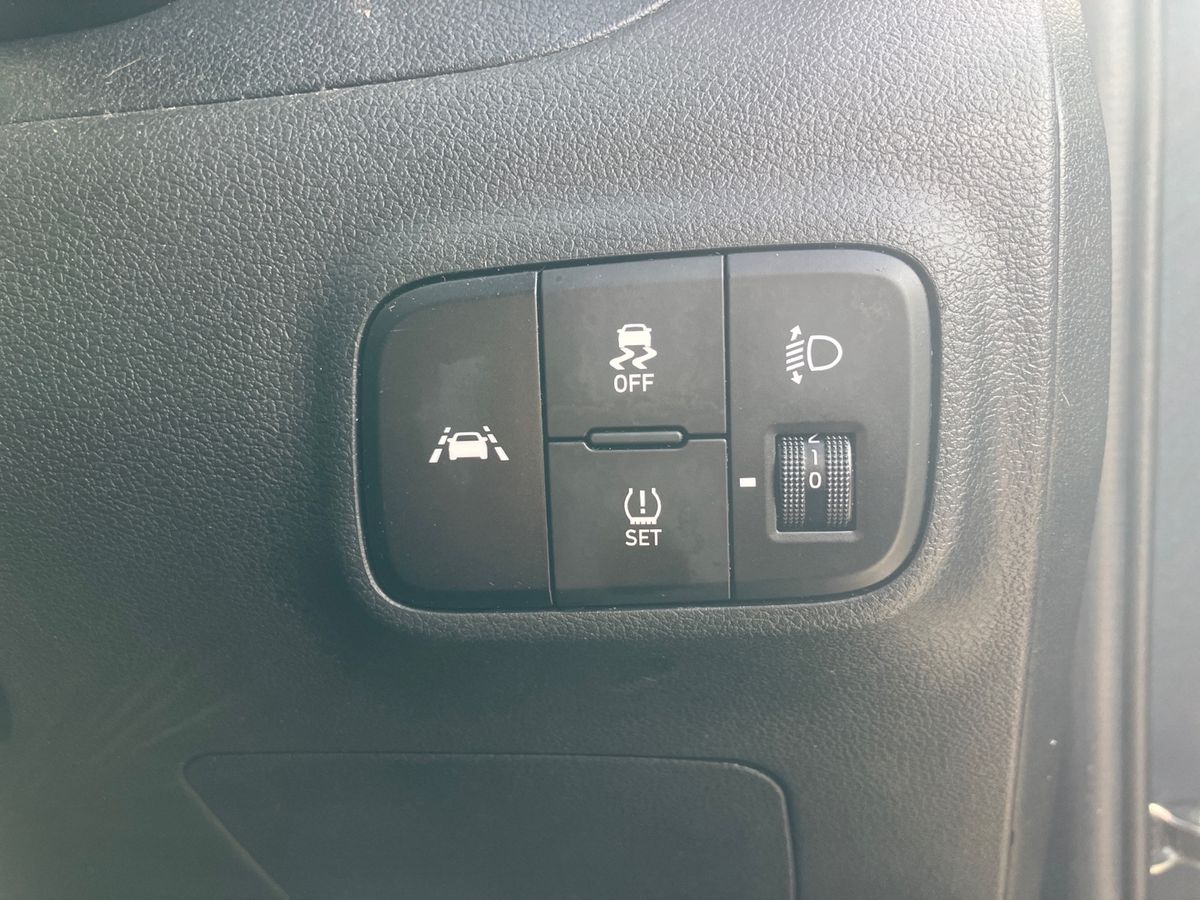 Used Hyundai i10 2022 for sale - 76097363: Photo 25