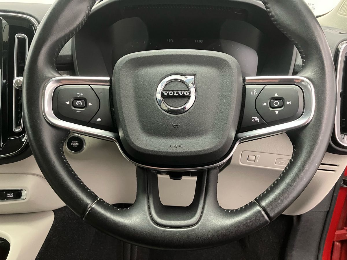 Used Volvo XC40 2020 for sale - 77666296: Photo 32