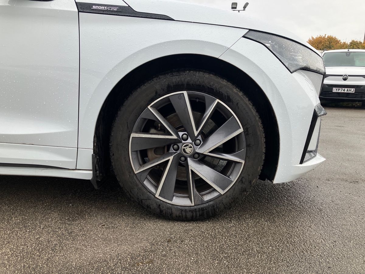Used Skoda Enyaq 2022 for sale - 76090289: Photo 8