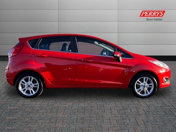 Used Ford Fiesta 2016 for sale - 76706877: Photo