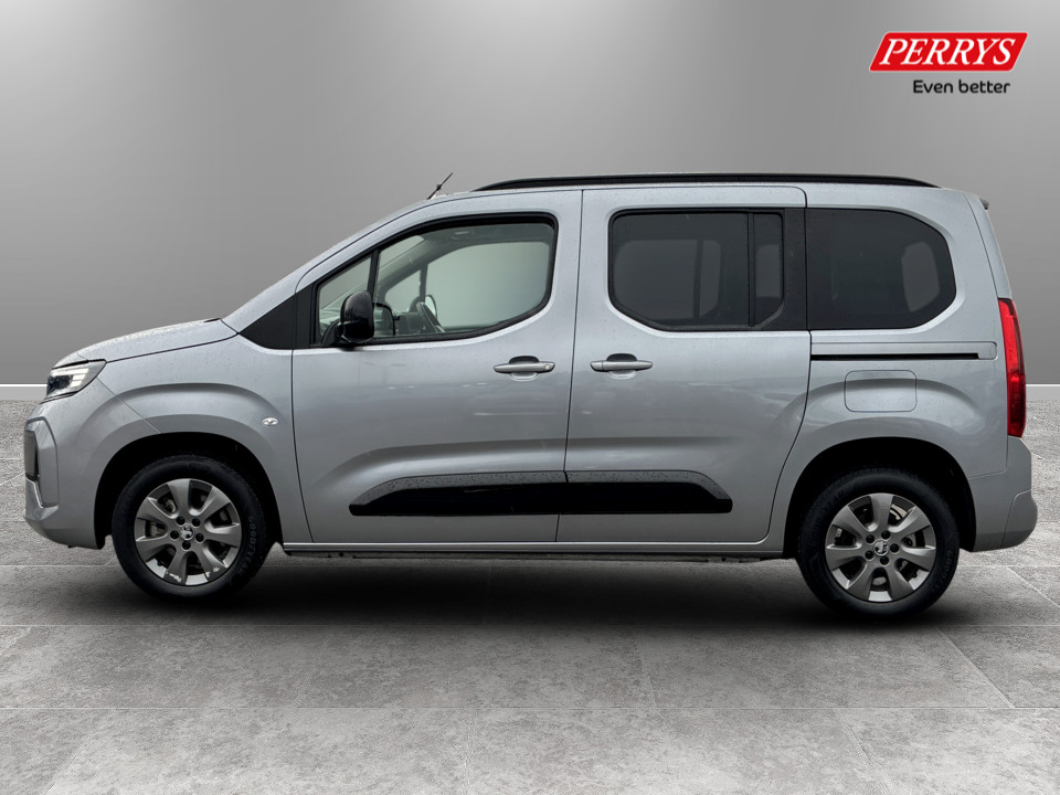 Used Vauxhall Combo Life 2024 for sale - 77542870: Photo 4
