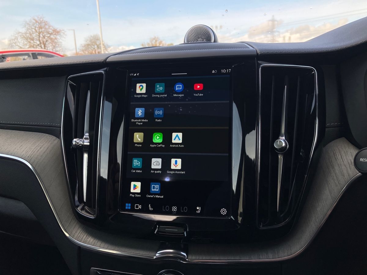 Used Volvo XC60 2023 for sale - 76351875: Photo 10