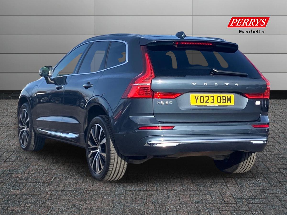 Used Volvo XC60 2023 for sale - 76351875: Photo 2