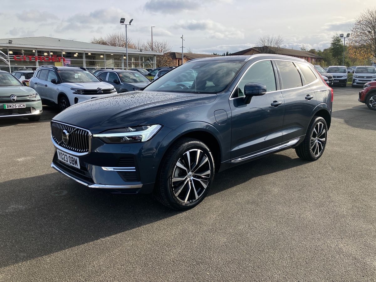 Used Volvo XC60 2023 for sale - 76351875: Photo 25