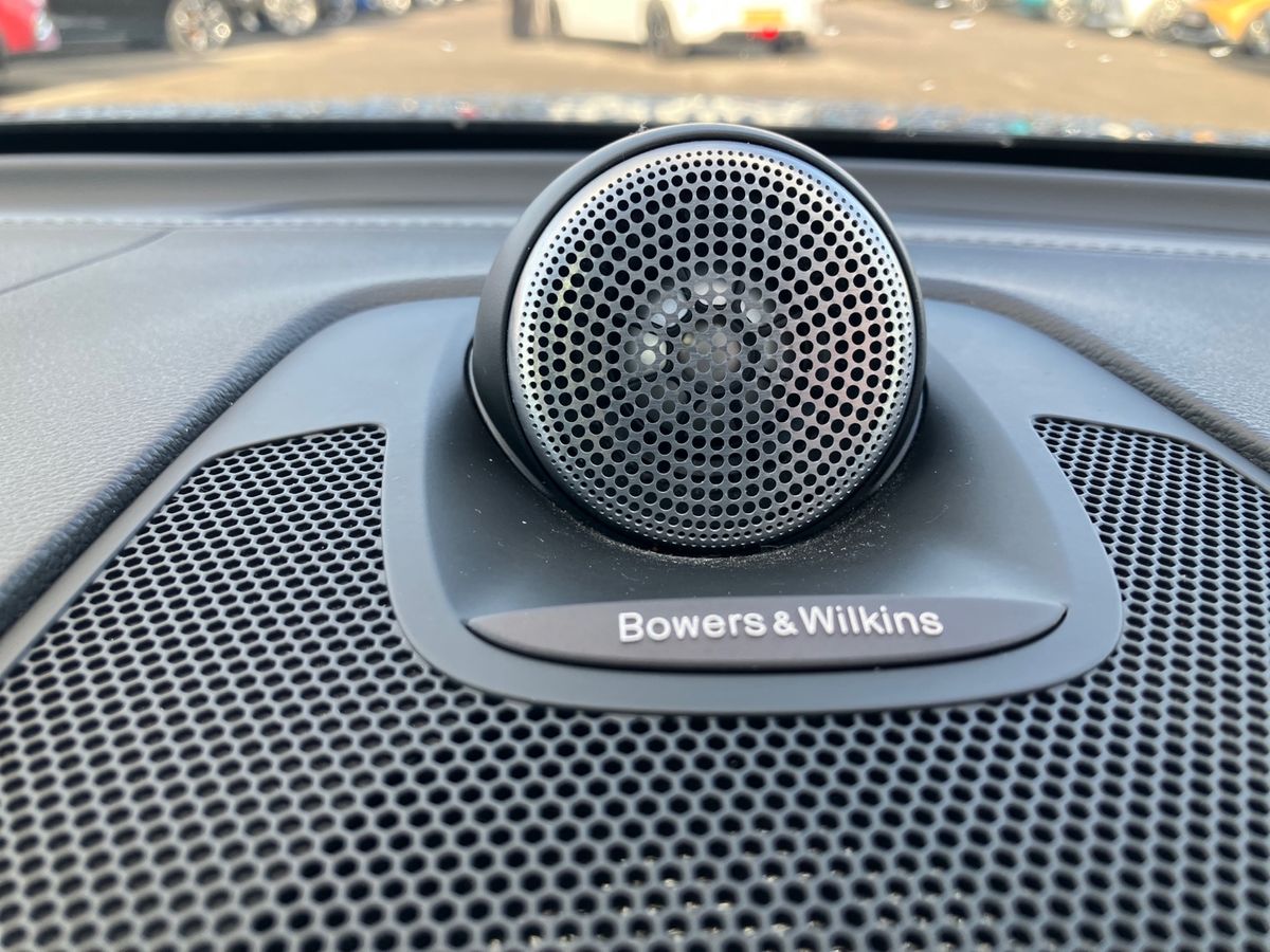 Used Volvo XC60 2023 for sale - 76351875: Photo 29