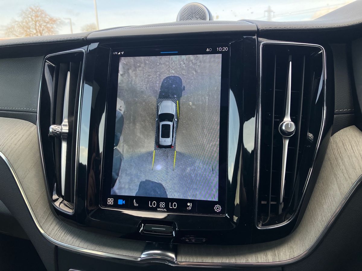 Used Volvo XC60 2023 for sale - 76351875: Photo 41