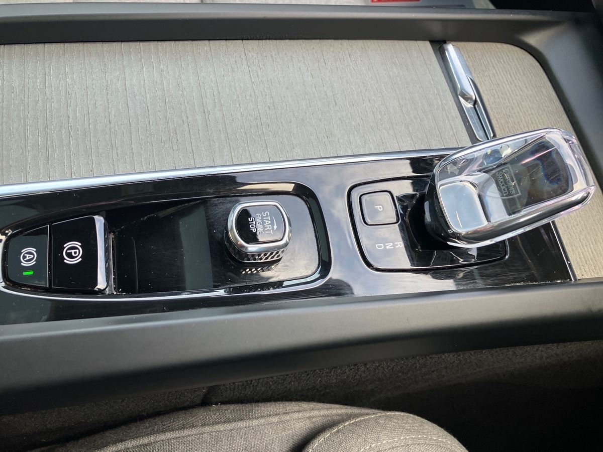 Used Volvo XC60 2023 for sale - 76351875: Photo 45