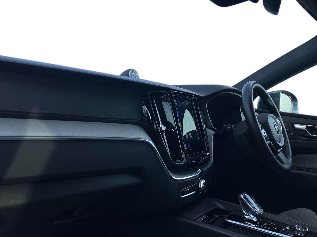 Used Volvo XC60 2023 for sale - 76351875: Photo 6