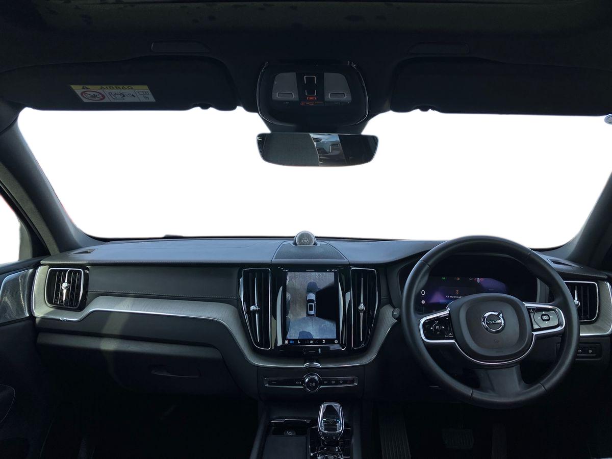 Used Volvo XC60 2023 for sale - 76351875: Photo 9